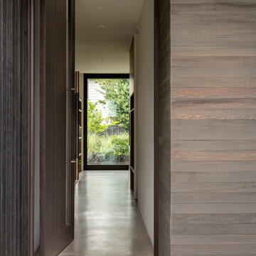 Yo-Ju Courtyard House