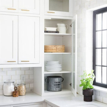 White Kitchen Cabinets