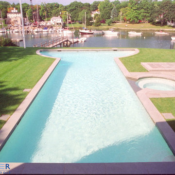 Darien High End Gunite Swimming Pool and Spa On Water