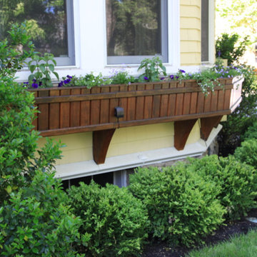 Seasonal Container Plantings & Changeovers