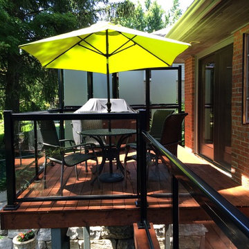 Aluminum and Glass Deck Railings - 101