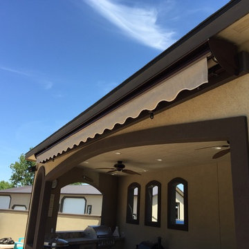 Retractable Awning on Freestanding Outdoor Space