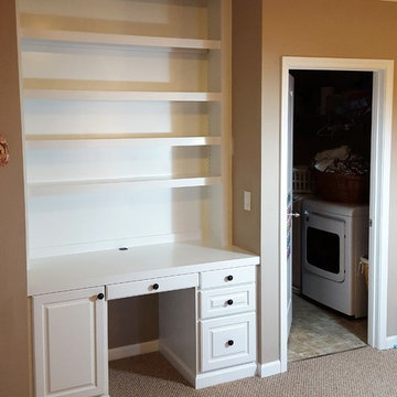 Built-in Desk with Bookcase
