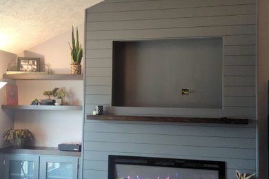 Example of a classic living room design in Omaha