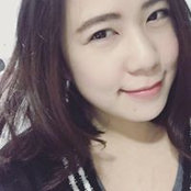 黃郁雯's photo