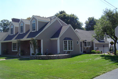 Example of a classic home design design in Providence