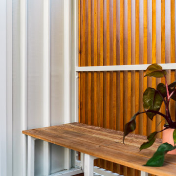 Contemporary light and bright new home