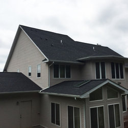 Owens Corning Oakridge Onyx Black - Roofing And Gutters