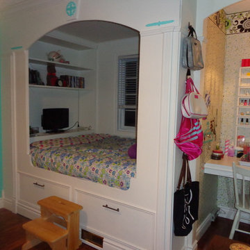 Girl's Bedroom