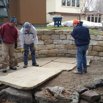 Creekside Natural Sandstone patio and retaining wall