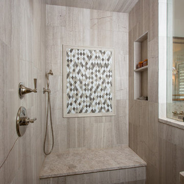 Huntcliff Cliff Master Bath
