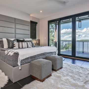 Modern Lake House - Main Level Lakeside Master