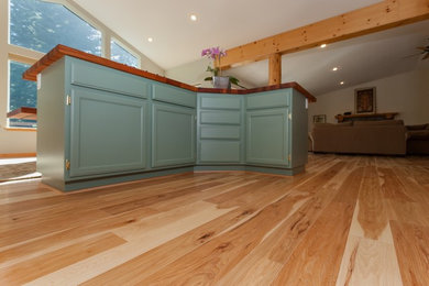 Home design - traditional home design idea in Sacramento