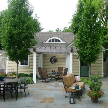 Multiple Seating Areas on Large Bluestone Patio