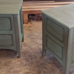 DISTRESSED NIGHTSTANDS - Nightstands And Bedside Tables