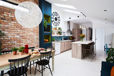 Leckhampton kitchen diner extension feature brick wall