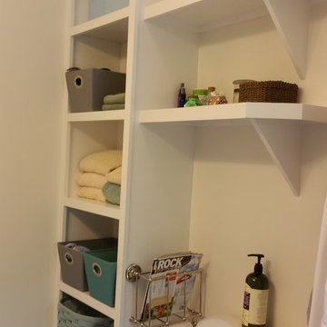 Smart Use of a Small Bathroom in Morganton