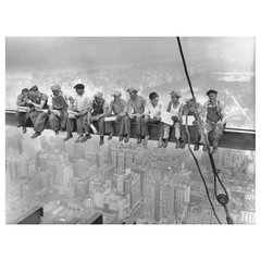 New York Construction Workers Lunching on a Crossbeam, 1932 Wall