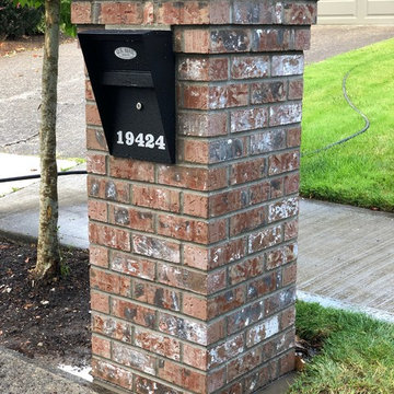 Lake Oswego Brick mailbox