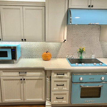 Big Chill Retro Microwave
