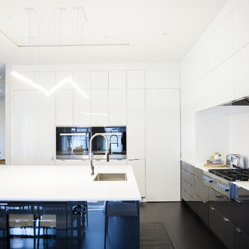MODERN NEW BUILD