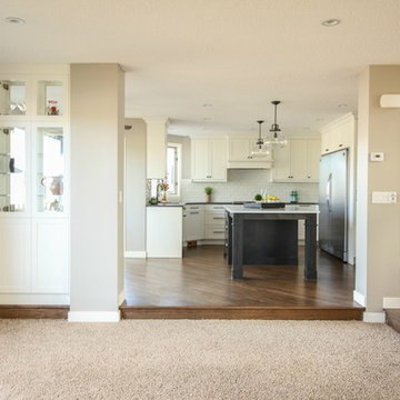 Honey I'm Gone: McKenzie Lake Honey Oak Transformation