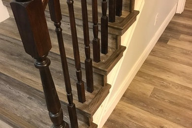Example of a minimalist staircase design in Toronto