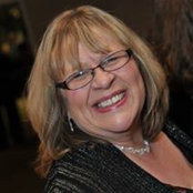 Shelly Smith's photo