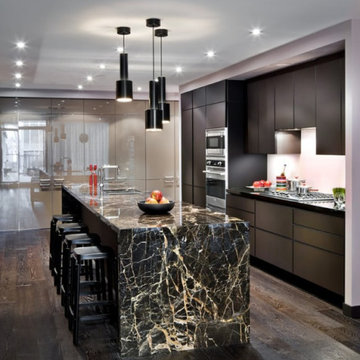 What is the difference between Nero marble and black granite?