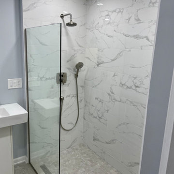 Burke - Linear Drain Bathroom