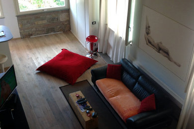 Inspiration for a contemporary home design remodel in Florence