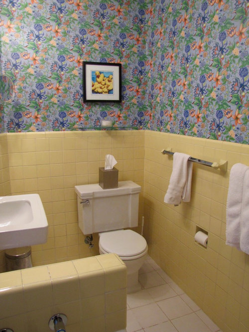 Vintage Yellow Tile Bathroom