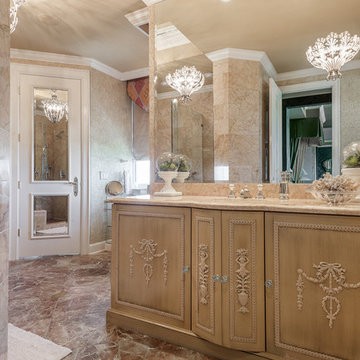 Traditional Custom Cabinetry