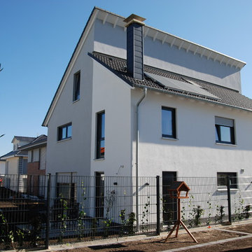Seitenansicht mit Blick in den Garten