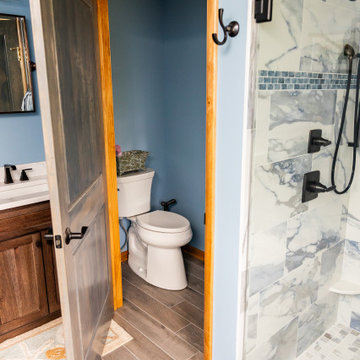 "Crash Blue" marble look bathroom