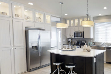 Kitchen photo in San Diego