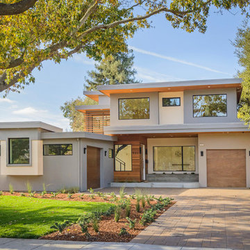 Modern Kitchen in New Menlo Park Home