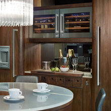 CABINETRY/BUILT-INS