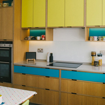 The Hardys: Oak Veneer & Yellow/Blue Laminated Plywood Kitchen