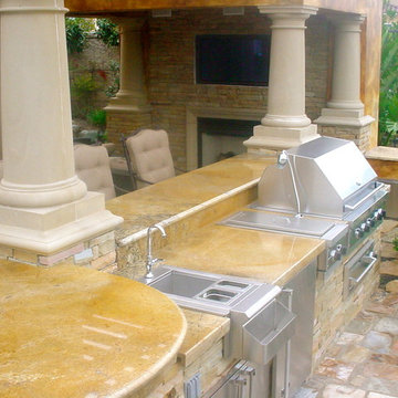 Outdoor Kitchens/BBQ's