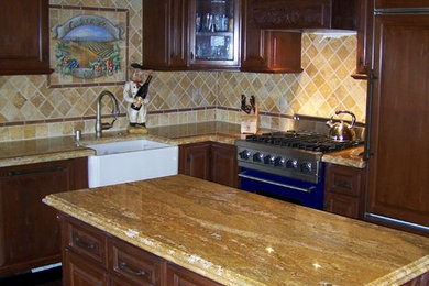 Inspiration for a contemporary kitchen remodel in Los Angeles