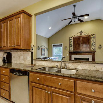 6042 Cambridge Pace, Florida