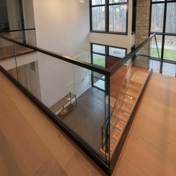 Project #98 | Modern Mono-beam Staircase with Glass Railing
