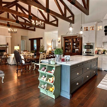 Brittsan House (by: Tolaris Homes)