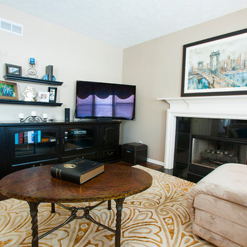 Sandstone Kitchen & Family Room