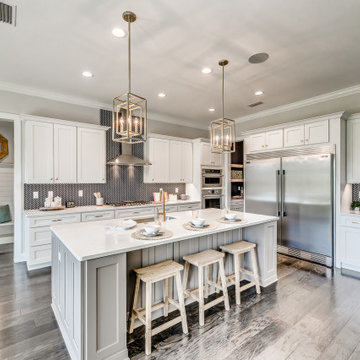 DreamDesign®44: Fort Caroline Farmhouse
