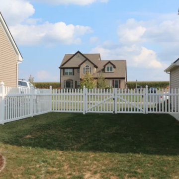 Vinyl Picket Fence