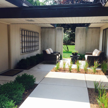 4' High x 9' wide Aluminum Grid Trellis brightens up Atrium!