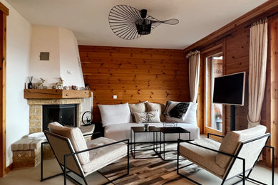 Modernes Wohnzimmer in Sonstige