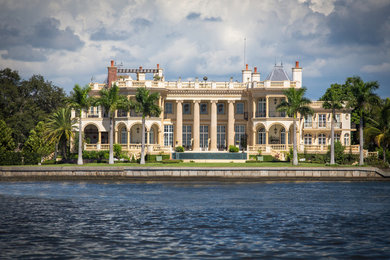 Inspiration for a mediterranean exterior home remodel in Tampa